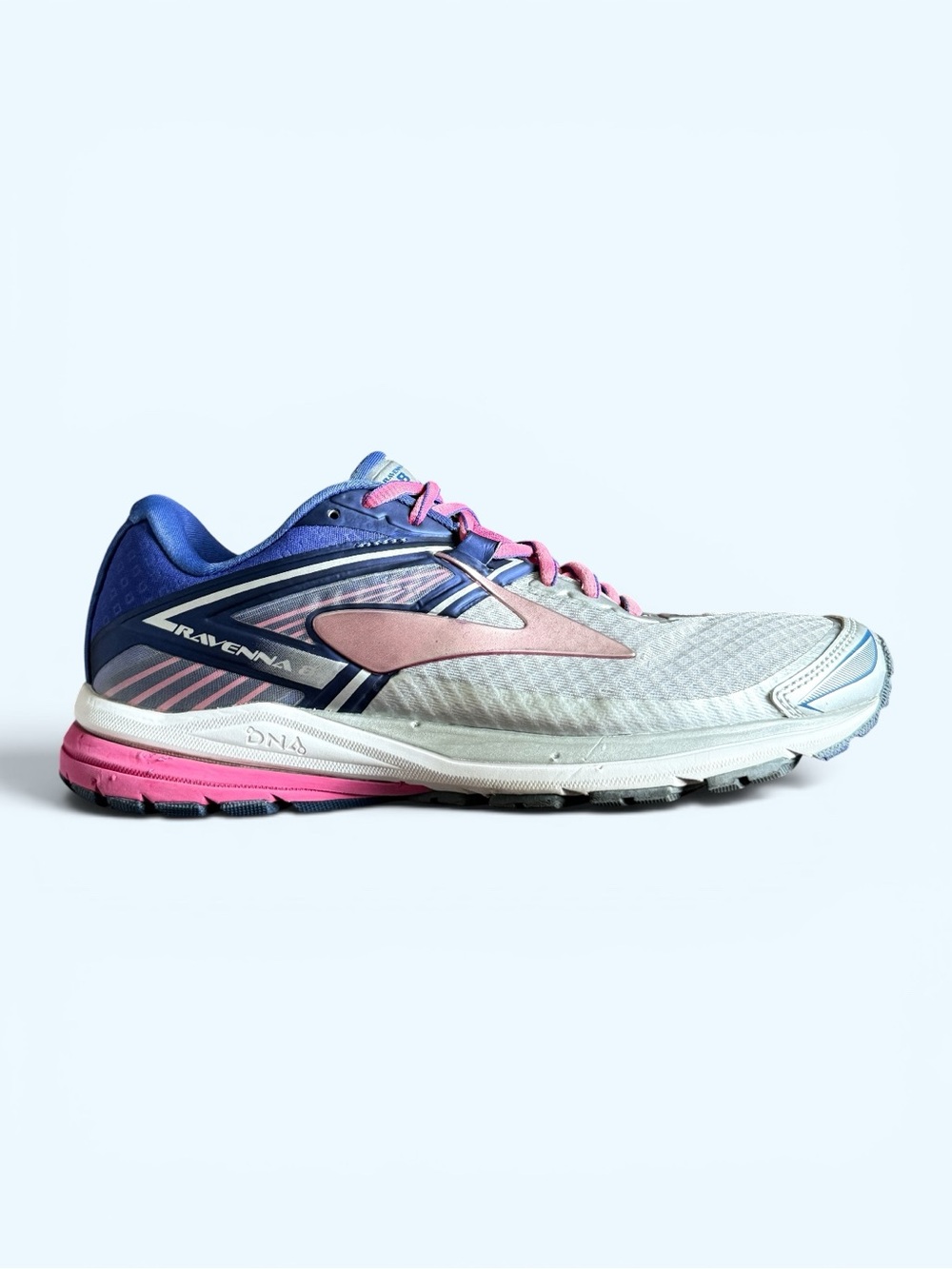 BROOKS Ravenna 8 Women's Running Shoe - White, Pink & Blue Size 8
